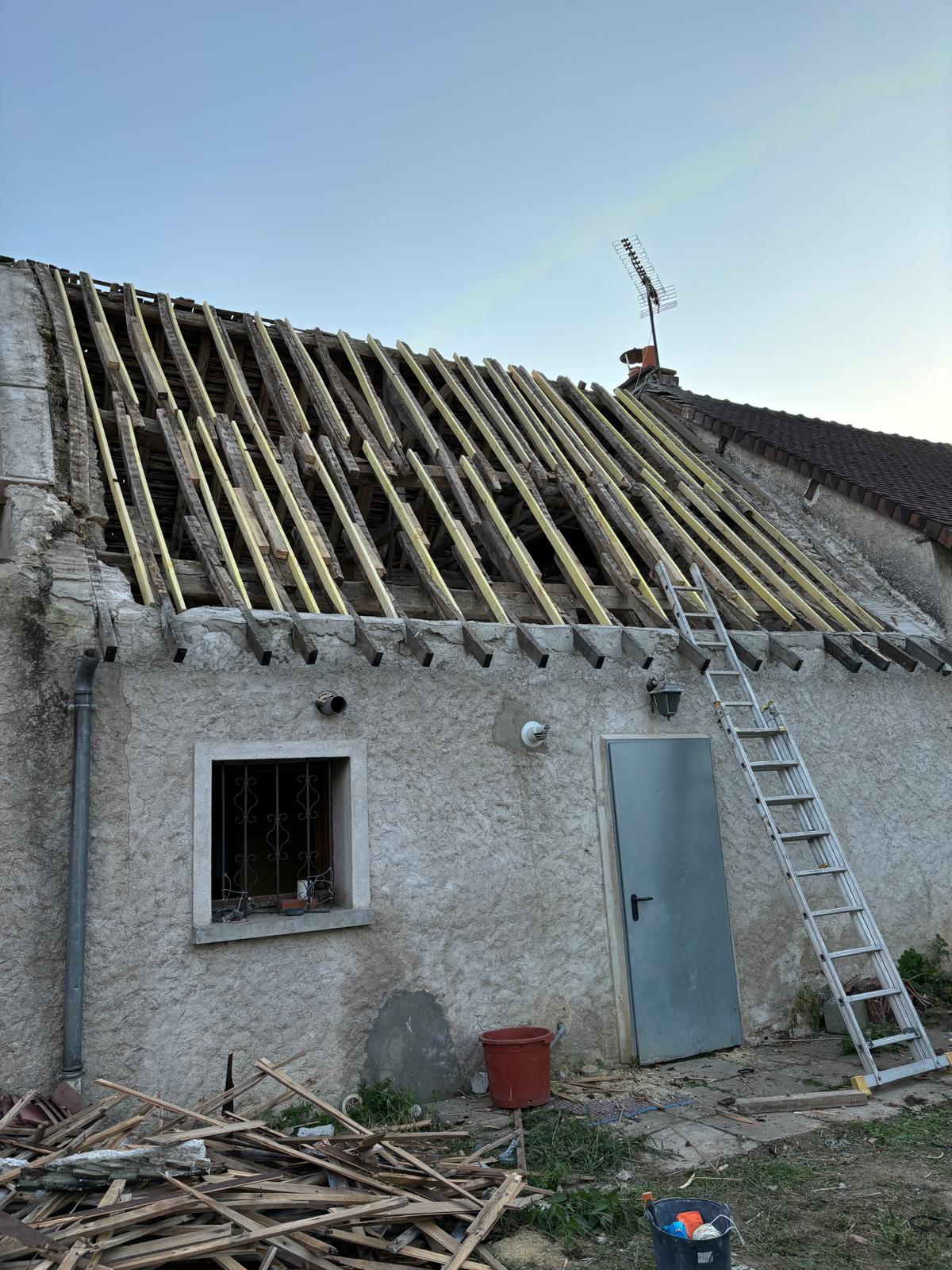 RESTAURATION CHARPENTE 33