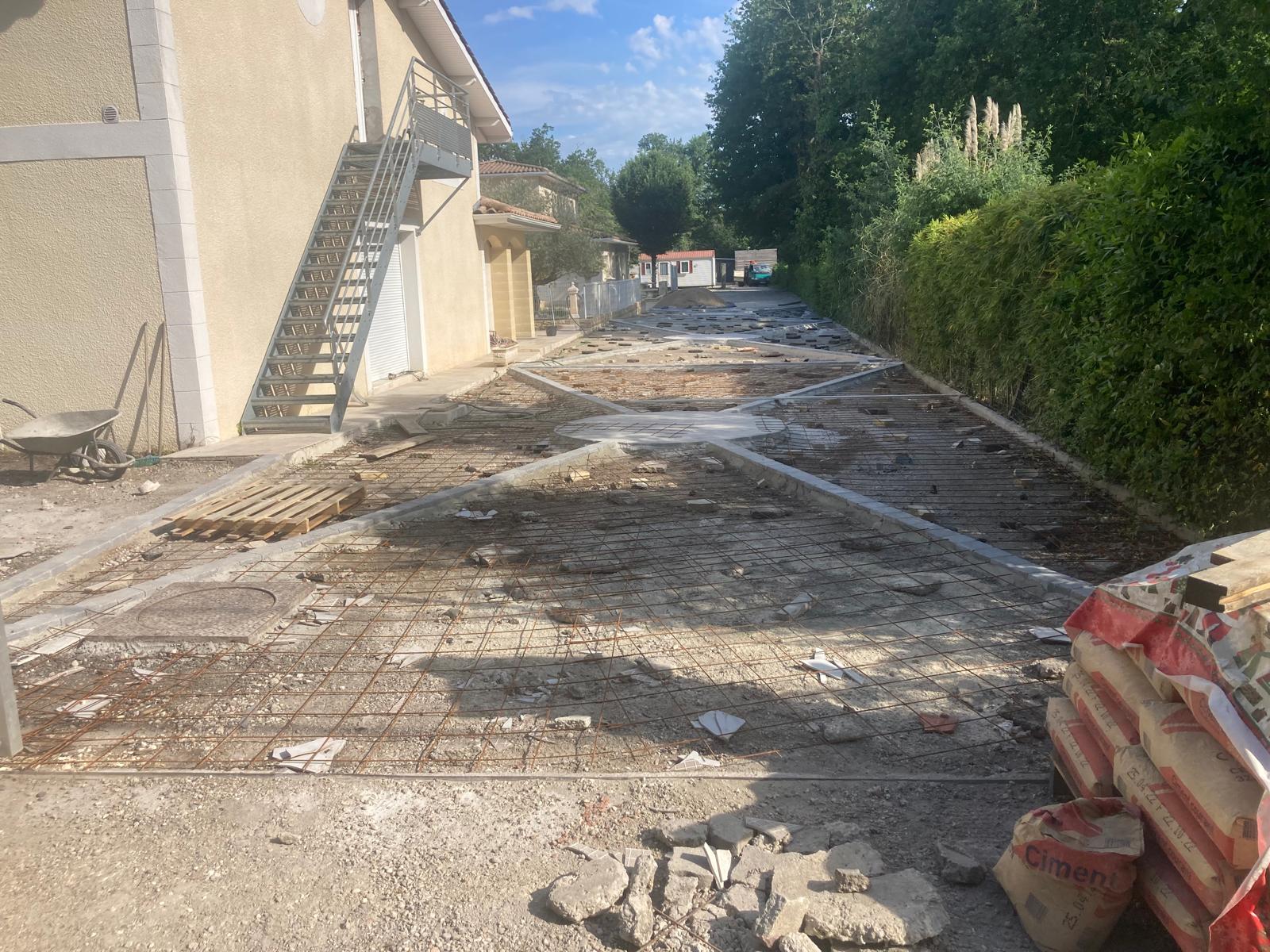 TERASSE PENDANT PESSAC